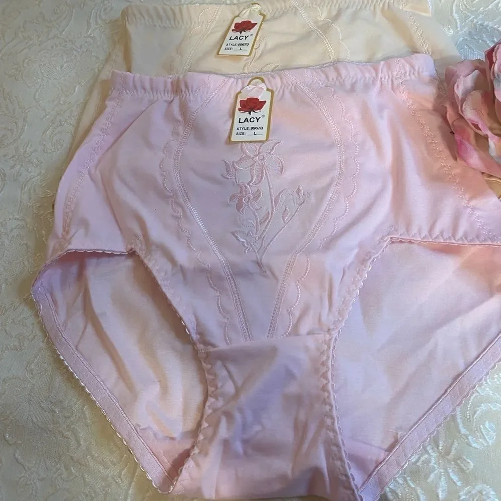 Lacy assorted embroidery design print Underwear L